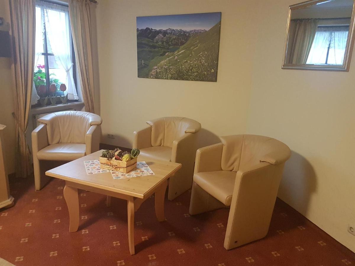 Ferienwohnung Allgaeublick Regina Бад-Хинделанг Экстерьер фото